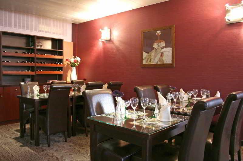 The Originals City, Hotel Le Forum, Strasbourg Nord Schiltigheim Exterior photo