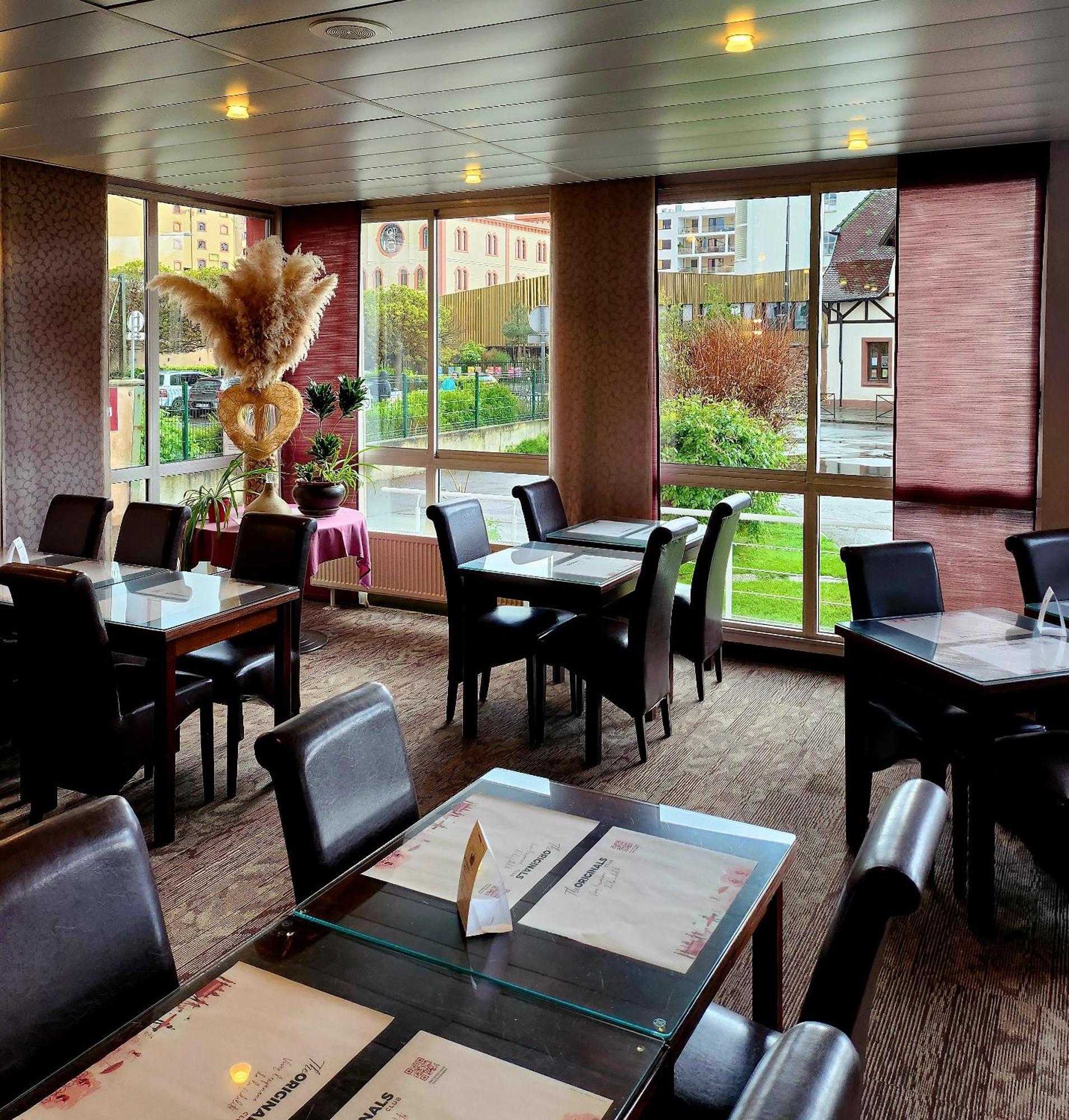 The Originals City, Hotel Le Forum, Strasbourg Nord Schiltigheim Exterior photo