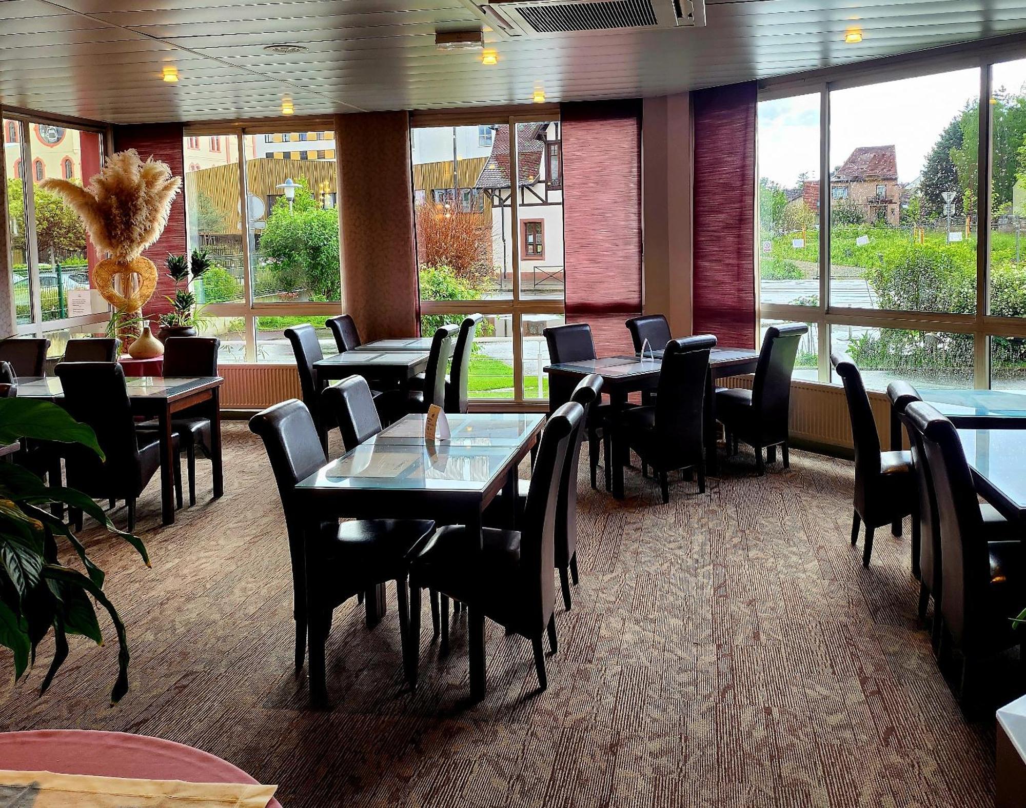 The Originals City, Hotel Le Forum, Strasbourg Nord Schiltigheim Exterior photo